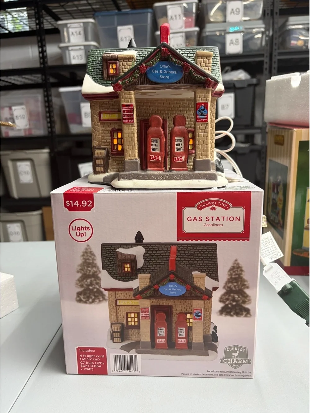 Holiday Time Country Charm Lighted Gas Station Christmas Village House Boxed